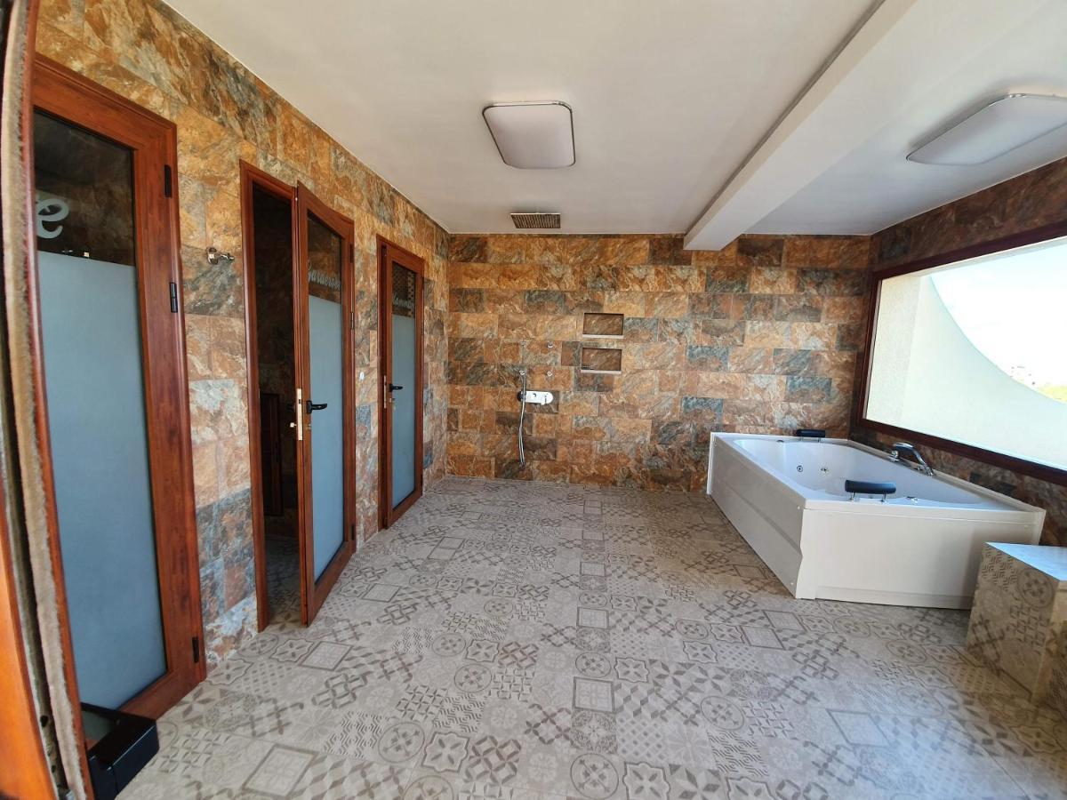 Mahdia - Baghdadi - Laourient Apartments, Restaurant, Cafe المظهر الخارجي الصورة