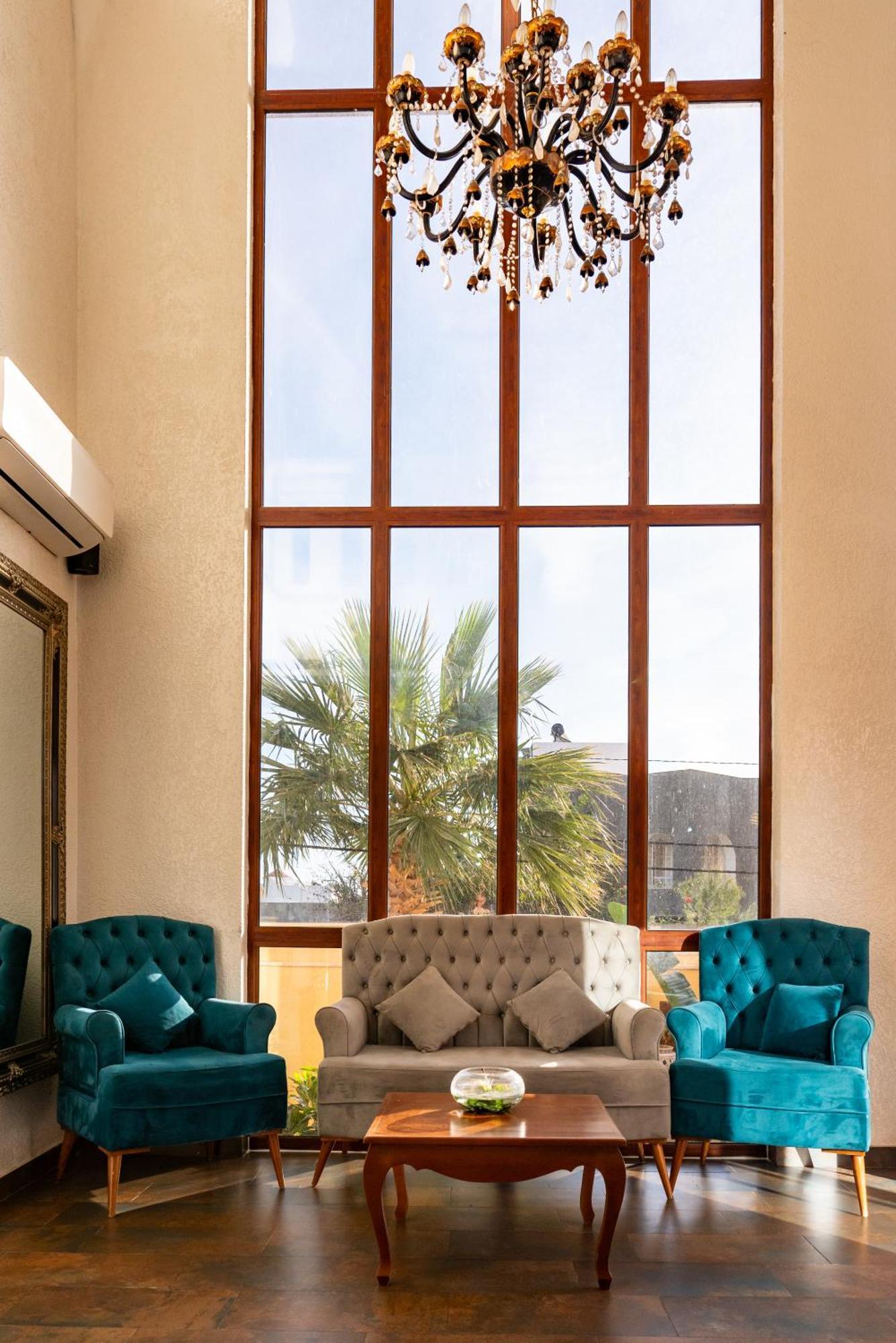 Mahdia - Baghdadi - Laourient Apartments, Restaurant, Cafe المظهر الخارجي الصورة