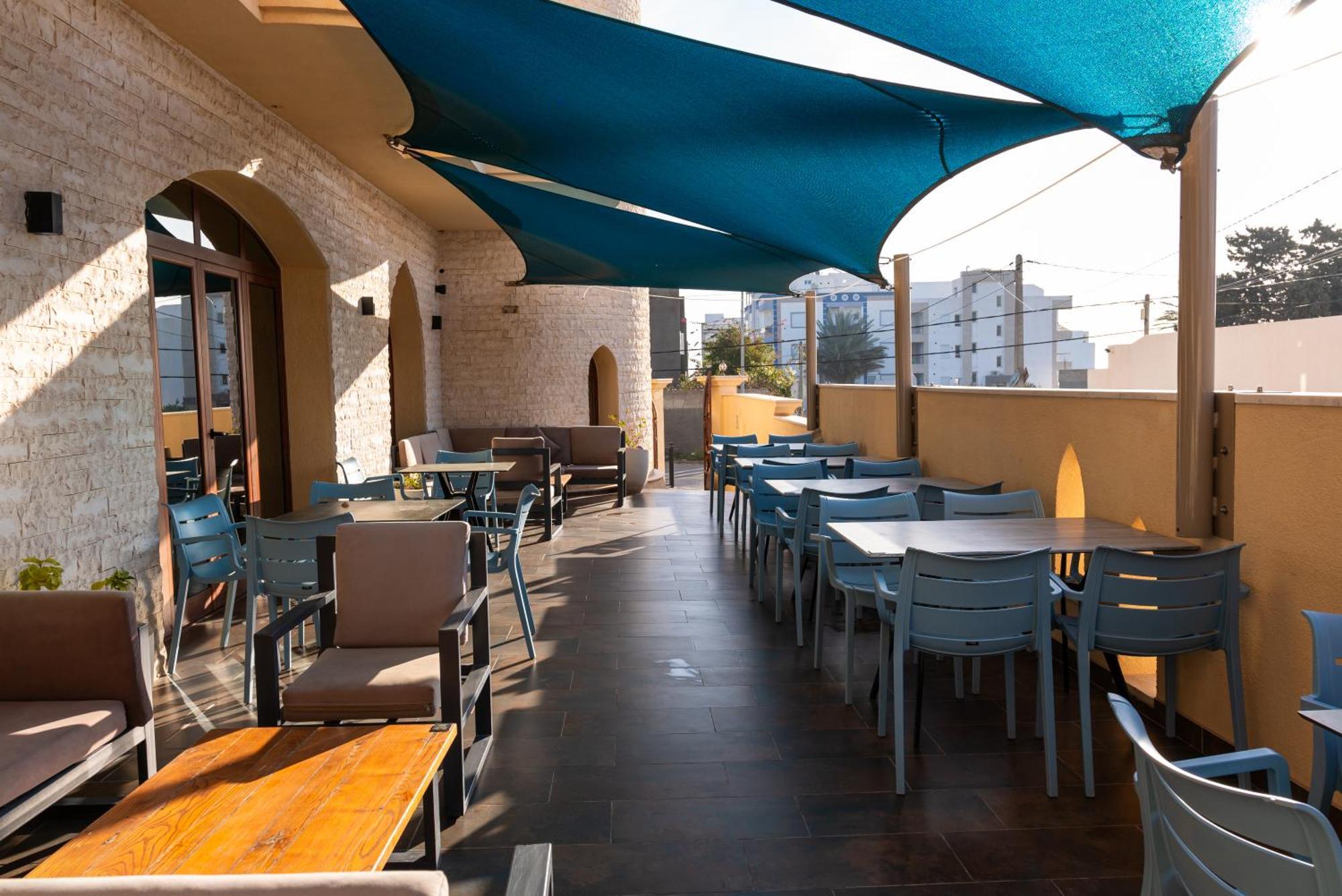 Mahdia - Baghdadi - Laourient Apartments, Restaurant, Cafe المظهر الخارجي الصورة